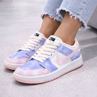 کتونی نایک آبی صورتی