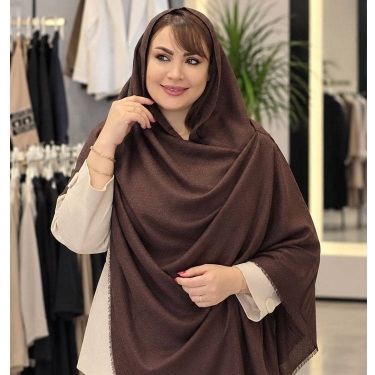  شال نخی دور ریش قهوه‌ای 