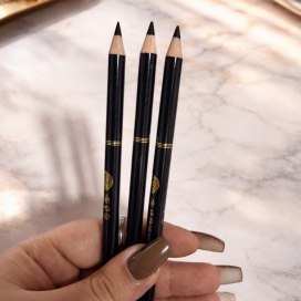 مداد چشم مشکی